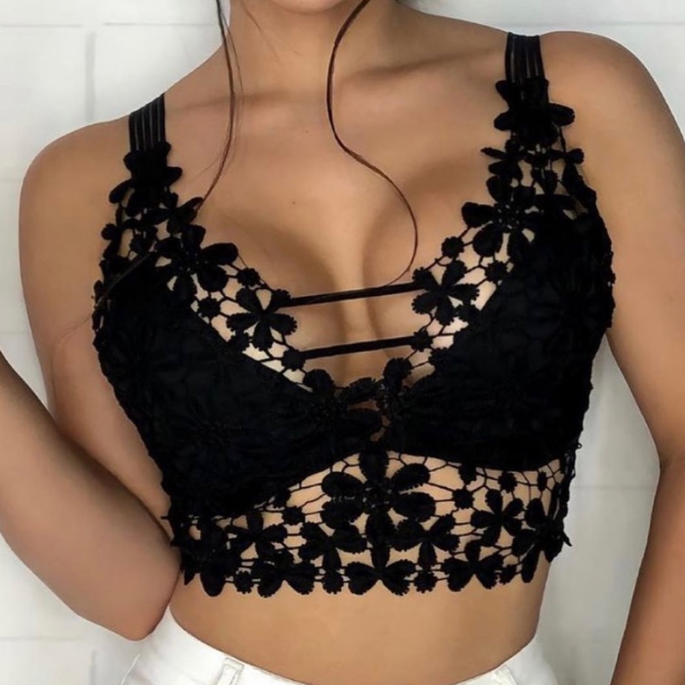Black CropTop
